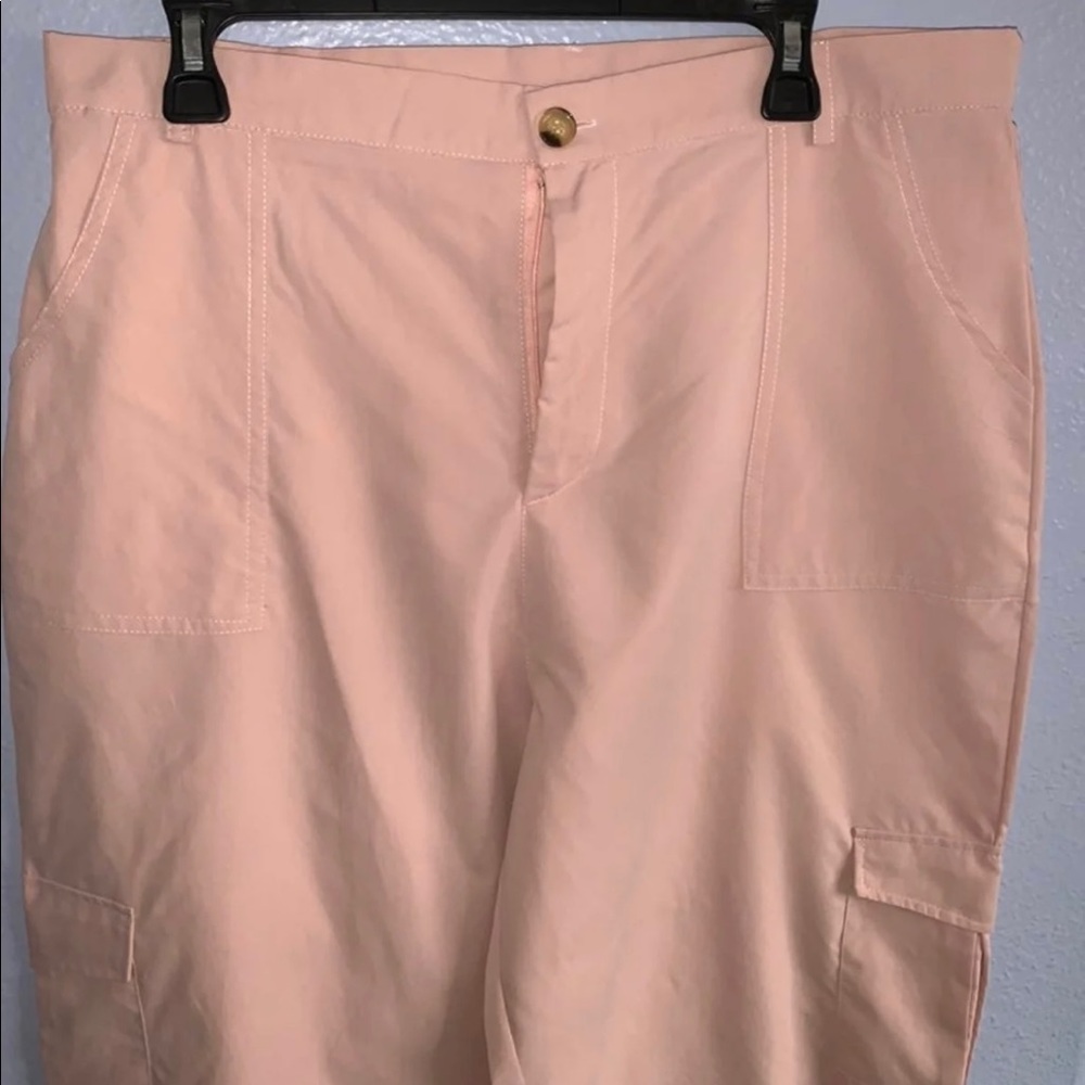 Pink cargo pants - Picture 3 of 5